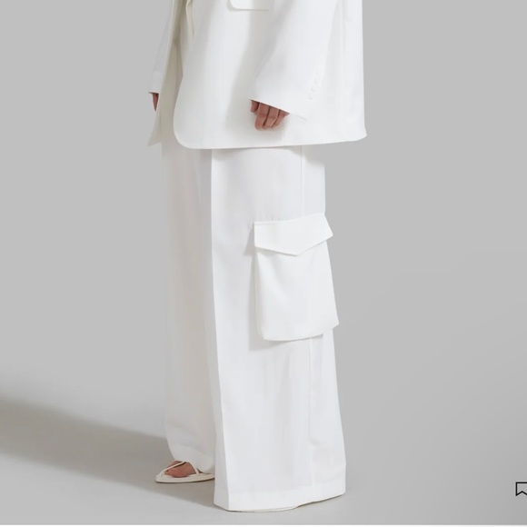 The Frankie Shop GLADYS CARGO PANTS - WHITE Size M - Picture 5 of 10